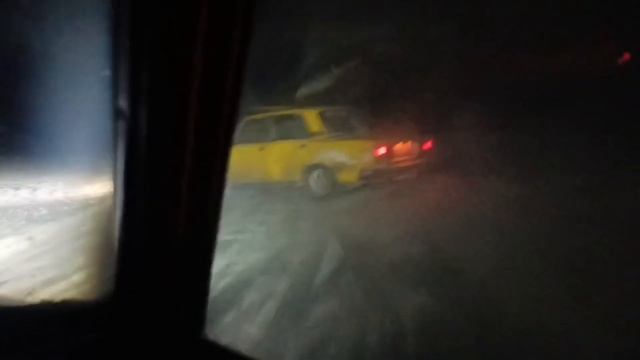 ПАРНЫЙ ЗИМНИЙ ДРИФТ НА ОЗЕРЕ | PHONK.. смотреть онлайн