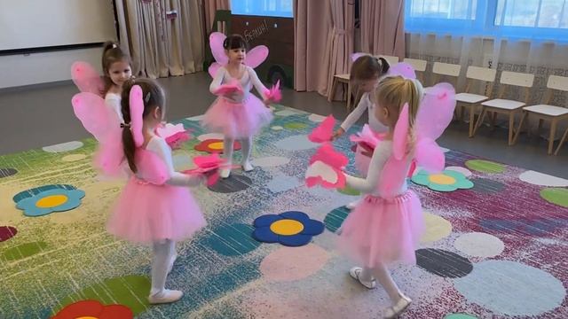 Танец «Бабочки-красавицы» смотреть онлайн