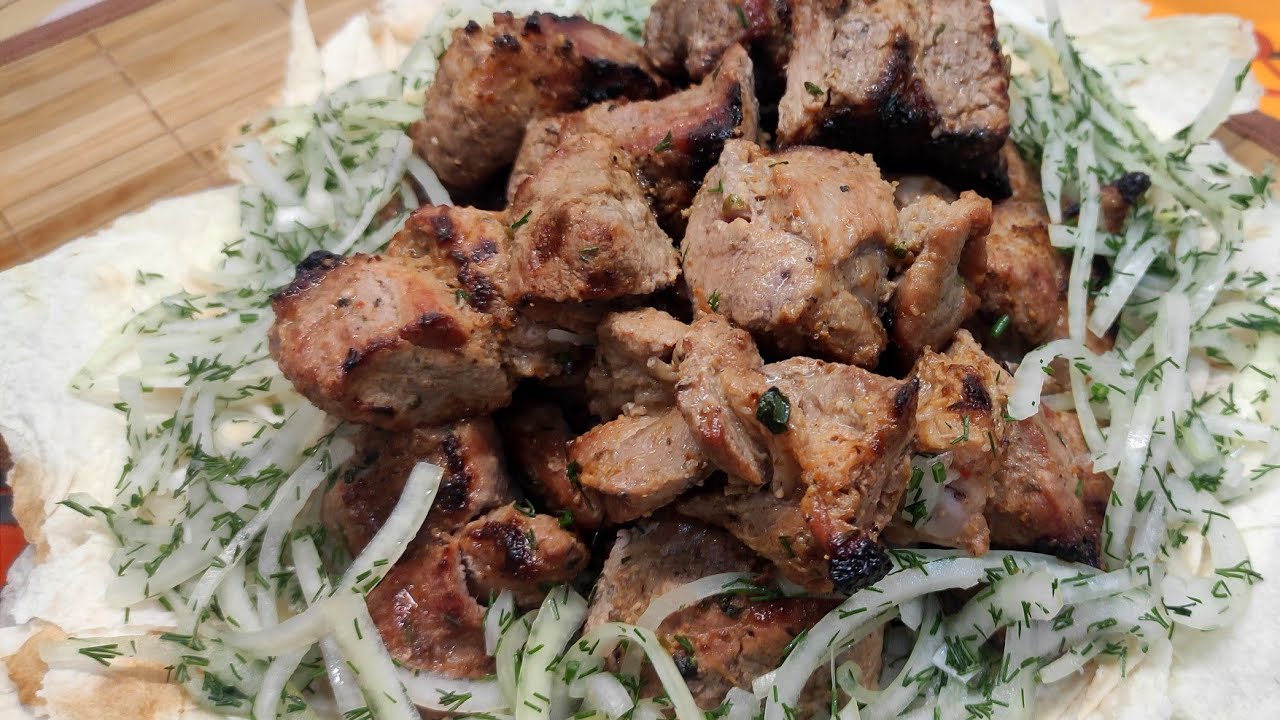 Сочный шашлык. Лучший вариант маринада. С этим маринадом любое мясо будет сочным и мягким.