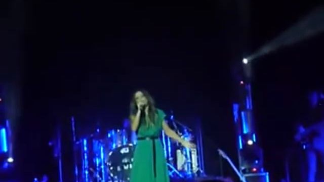 Ани Лорак - Не дели любовь.Феодосия 2013.Живой звук