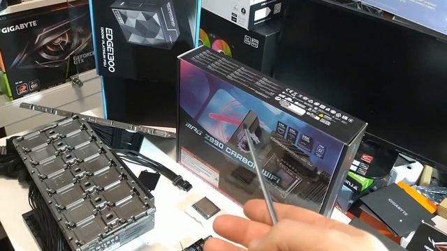 Распаковка Intel Core Ultra 9 285K BOX. Прошивка BIOS с помощью кноп?