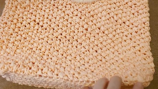 Сумка из рафии с бамбуковыми ручками. #handemade #ручная_работа #рафия #бамбуковые_ручки смотреть онлайн