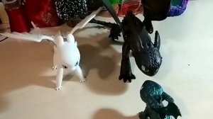 Новый персонаж\как приручить дракона\Стив и Лунная дракониха