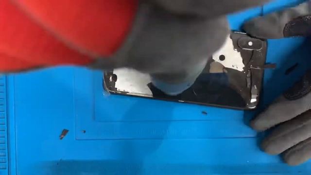 IPhone Xs Max Aizmugurējā Stikla Maiņa, замена заднего стекла, Rear Glass Replacement - IPatch.lv