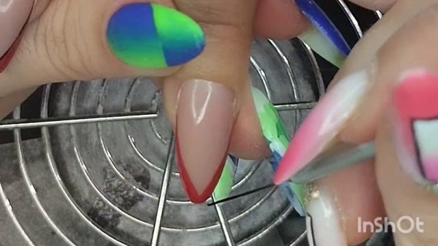 стильный быстрый и красивый дизайн #nails#shorts#маникюр#ногти смотреть онлайн