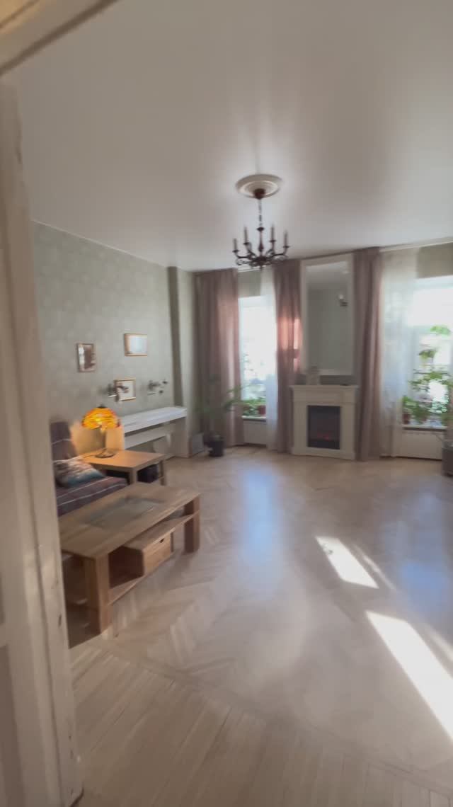 Трехкомнатная квартира в центре СПб рядом с метро. смотреть онлайн