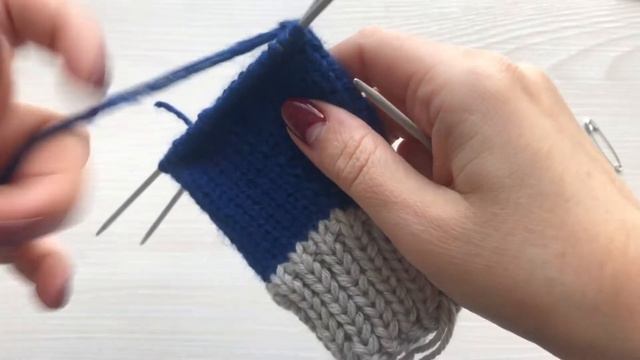 Дитячі рукавички на двох шпицях смотреть онлайн