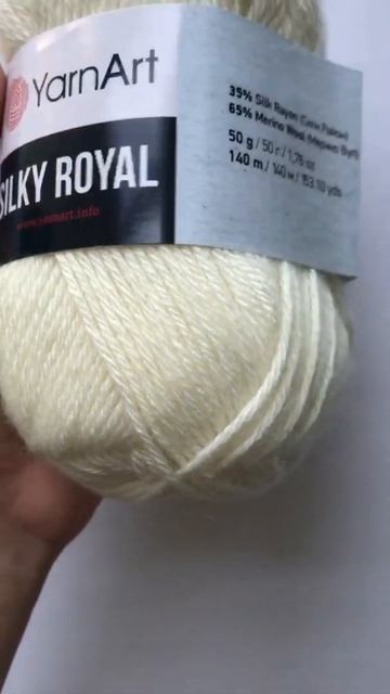 Подробный обзор пряжи YarnArt Silky Royal(меринос с искусственным шелком) №430 Молочный смотреть онлайн