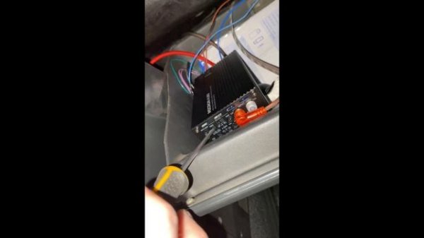 Распаковка и проверка усилителя AMP MICRON 4.80