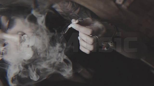 Смоки Мо – Стать дымом смотреть онлайн