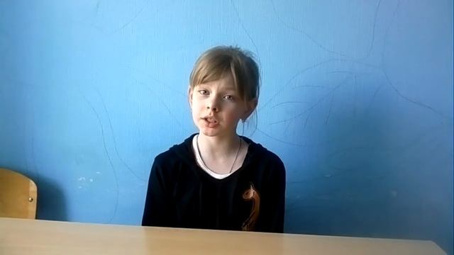 вiрш Слухала лисичка солов'я смотреть онлайн