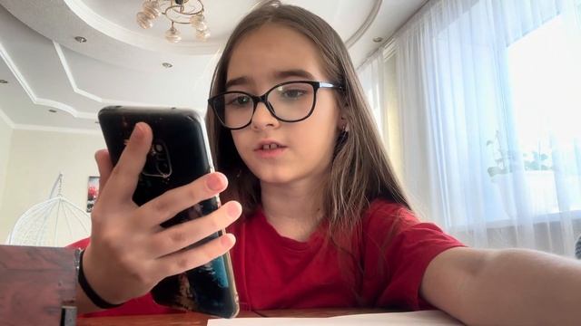 Рисунок за 1 минуту за 10 минут и за 1 час😨 челлендж смотреть онлайн