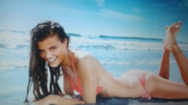 Девушка Бумаги А4 смотреть онлайн