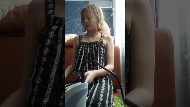 делаю брилок пикачу из новой 3д ручки🎂🎂🎂 смотреть онлайн