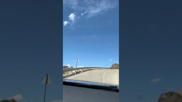 Самая красивая и опасная дорога с видом на Эльбрус. Дж? смотреть онлайн