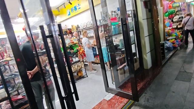 Популярные кафе и рестораны  района Дадунхай  Санья вт