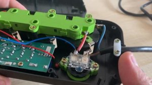 Разборка сетевого удлинителя с ЮСБ.Смотрим что внутри