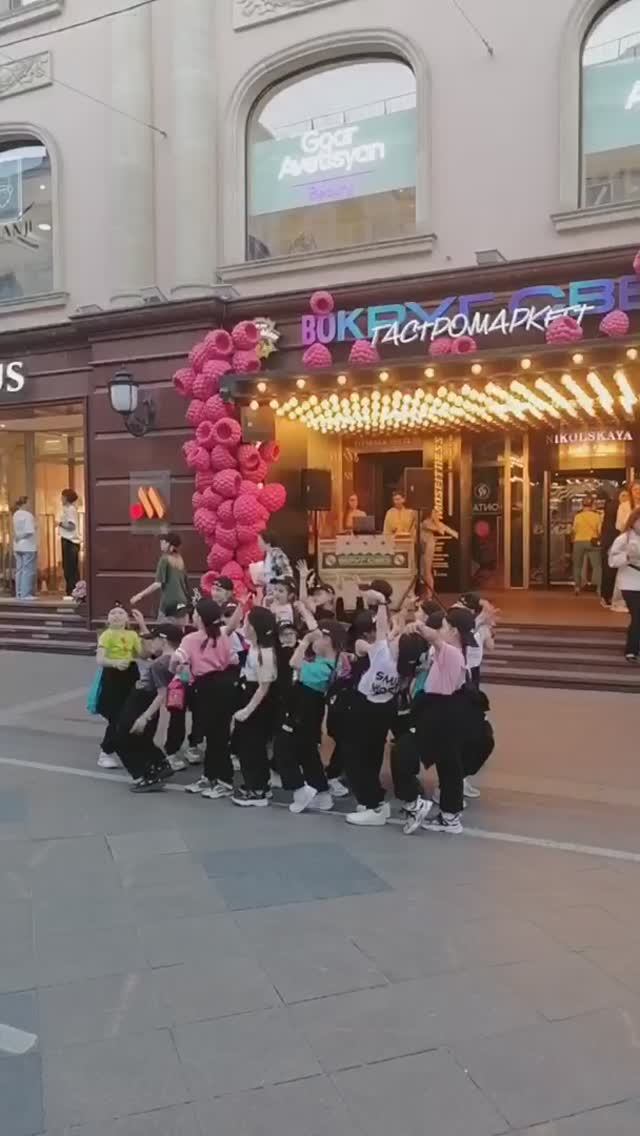 Никольская ул.(23.05.2025) 5 смотреть онлайн