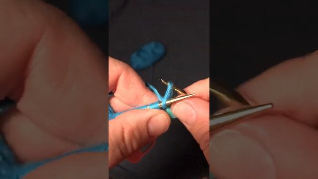 Вяжем «росток» с интересным регланом. смотреть онлайн