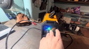 Обзор на сварочный аппарат Сварог ARC 220 #сварог#welder#сва?