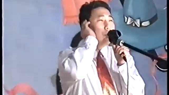 Отчетный концерт (1998г) посвященный 25 летию Студклуба СибГУТИ. Видео с камеры2 смотреть онлайн