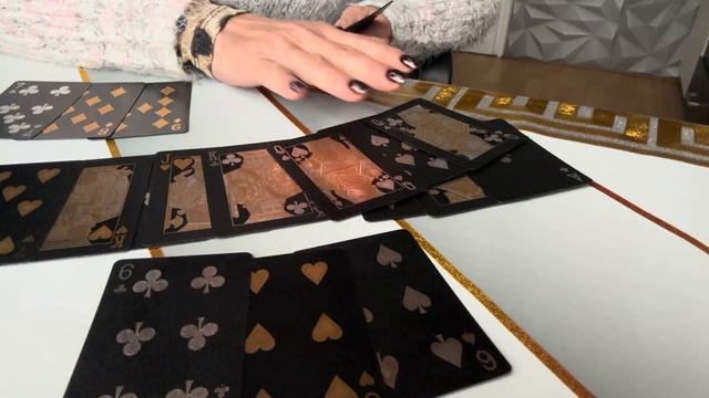 Какие события внезапно одно за другим происходит в его личной жизни, и с чем это связано?????♦️♣️❤️ смотреть онлайн