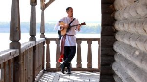 КАК НА ГОРЕ КАЗАКИ ГУЛЯЛИ