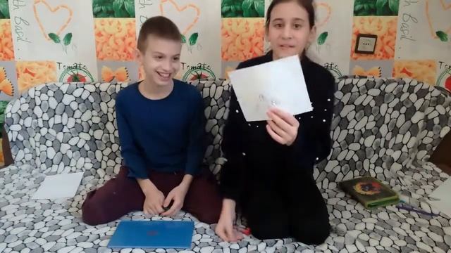 Челлендж рисуем закрытыми глазами персонажей из "Как приручить дракона 3" смотреть онлайн