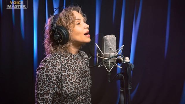 Ольга Канарейкина - Наедине с дождем (музыка - Алексея Ольханского, слова - Натальи Булдаковой) смотреть онлайн