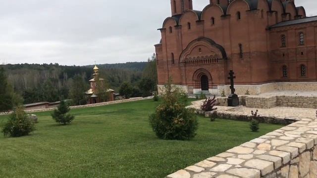 Успенский мужской монастырь "Святые Кустики" где Да? смотреть онлайн