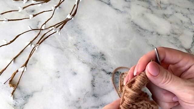 Узор спицами / Узор для шапки / Pattern / Crochet pattern / Гусиные лапки спицами / Рельефный узор смотреть онлайн