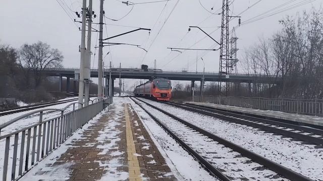 Сборник Поездов На Станции Белая Гора 1 часть смотреть онлайн