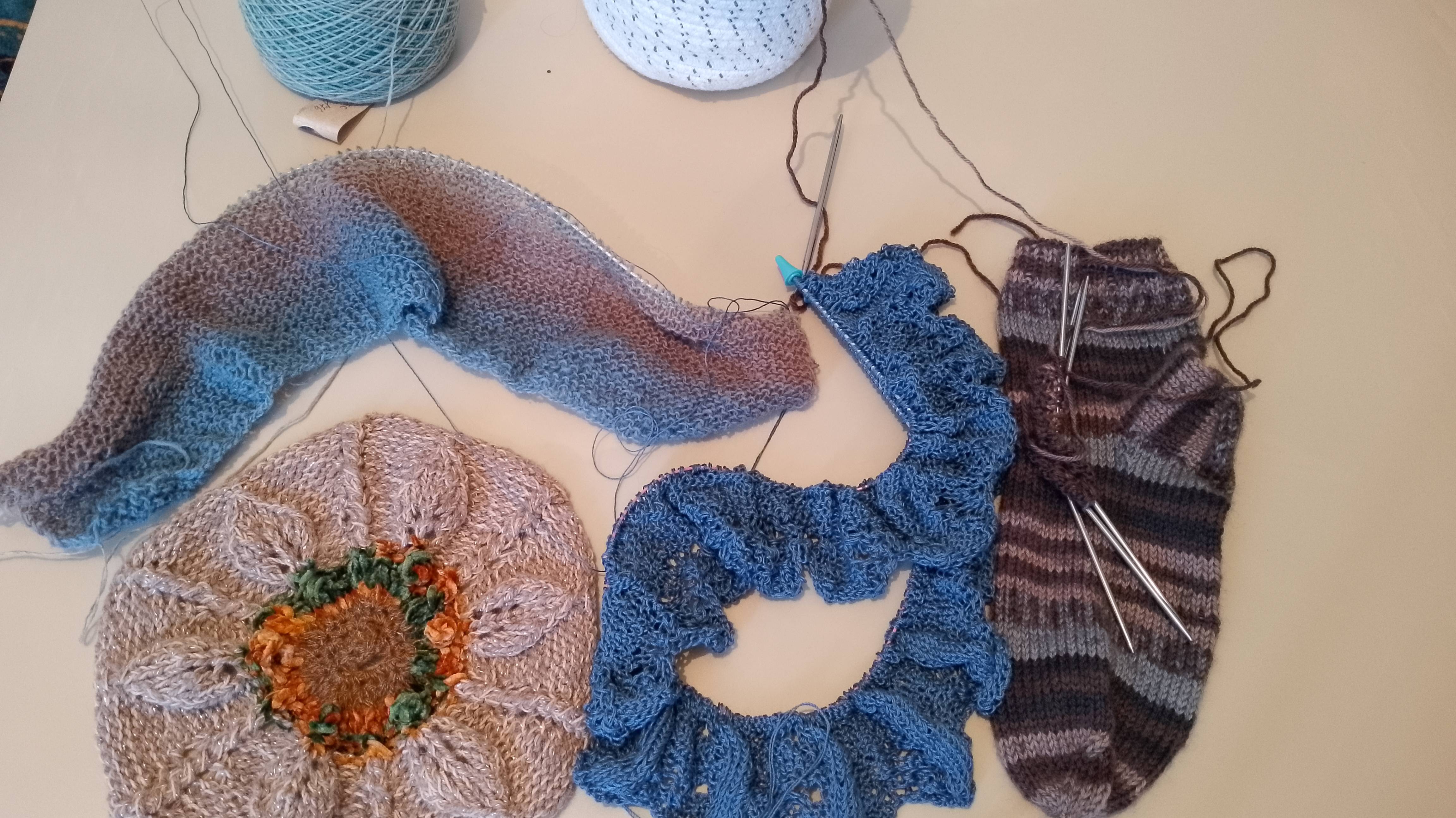 Второй недельный отчет по моей игре " 4 на 3 ". Буду вязать летнее, ура ! смотреть онлайн