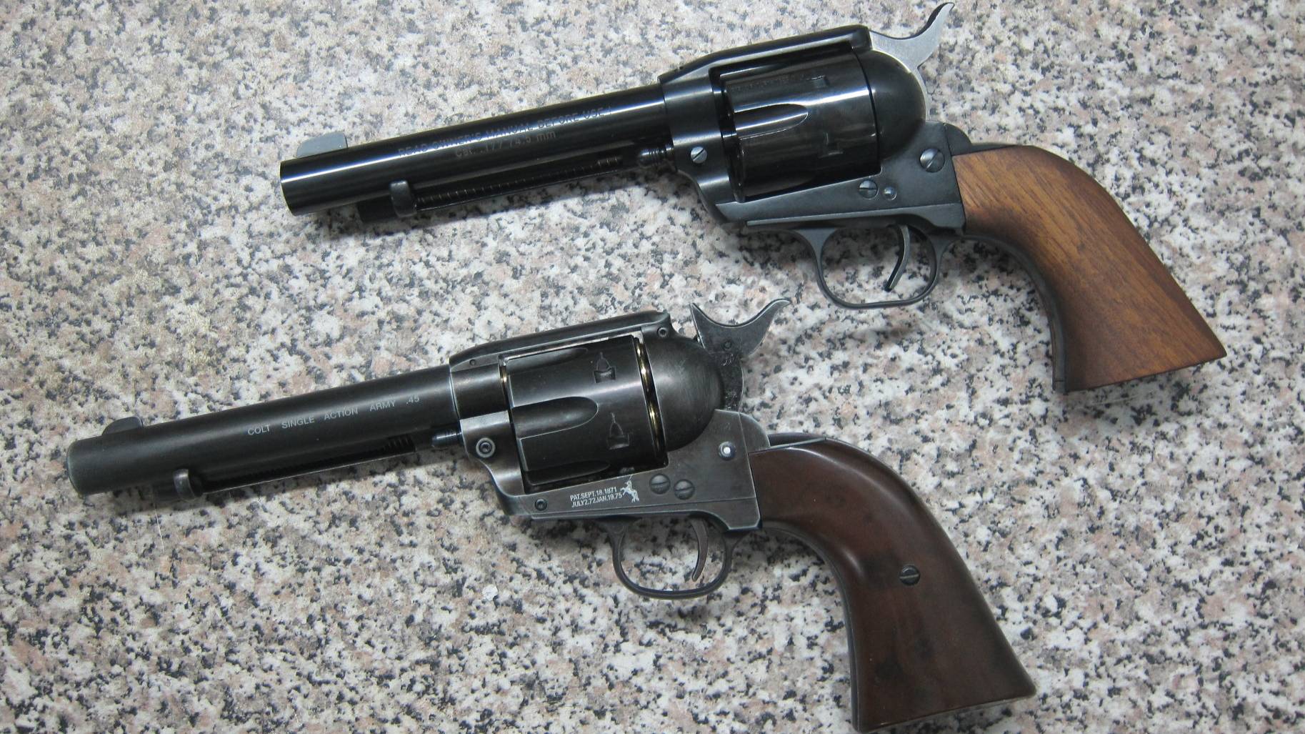 Umarex и ME Colt SAA. Устройство и сравнение смотреть онлайн