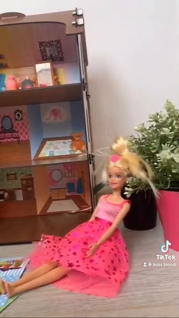 Лоли Кукольный Дом тик ток boss.blondi Домик для Барби смотреть онлайн