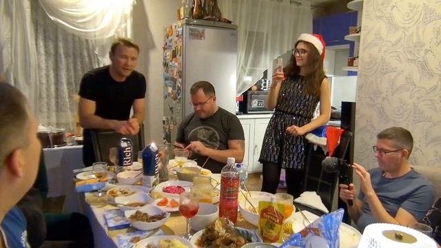 Душевное исполнение песни "Я так соскучился" в дружной смотреть онлайн