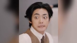 Маленькая фея, спустившись с гор, выходит за незнакомц