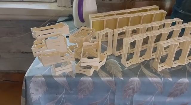 Как получить сотовый мёд?