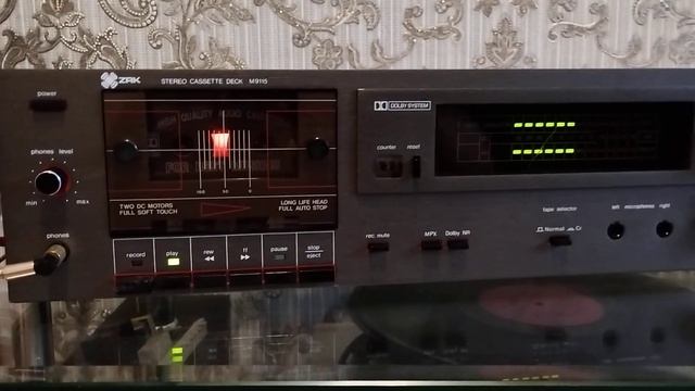 UNITRA ZRK Кассетная дека М9115 смотреть онлайн