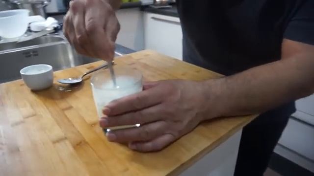 Тушеная говяжья печень с соусом из шампиньонов смотреть онлайн