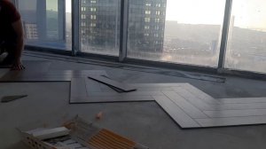 Укладка ПВХ елочкой