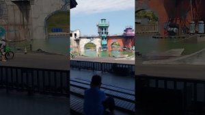 Китай,Бэйдайхэ. Шоу на термальных источниках. 17 сентяб