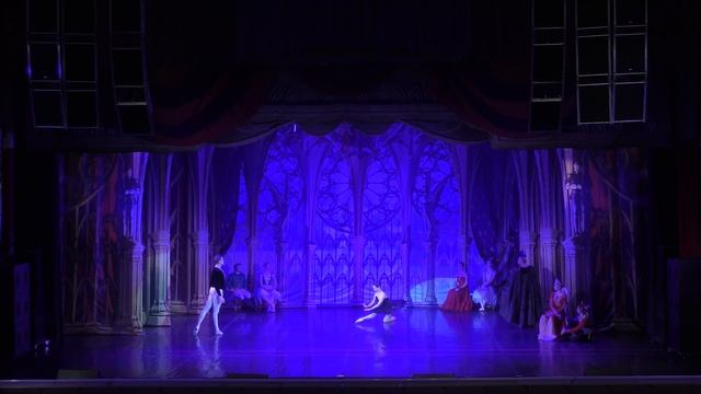 Лебединое озеро, "Корона русского балета" + учащиеся хо смотреть онлайн