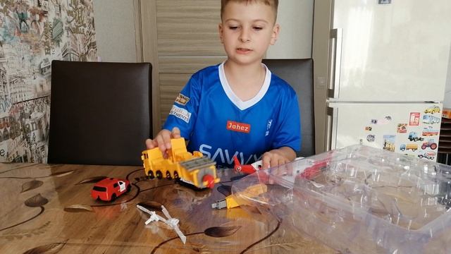 Крутые металлоломы. Распаковка Карбот