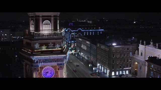 Санкт-Петербург в Новый год ночной, с высоты птичьего ?