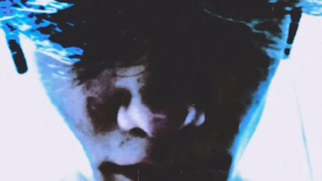 ETERNAL CRYSIS - DЯACULA FLØW