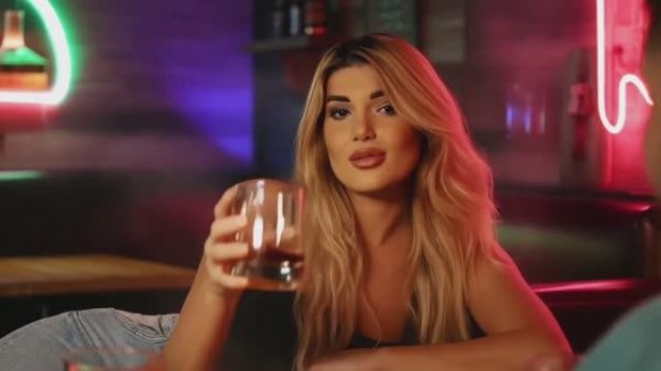 ARO-ka & Seda Hovhannisyan / Жду тебя / Армянская песня 2025