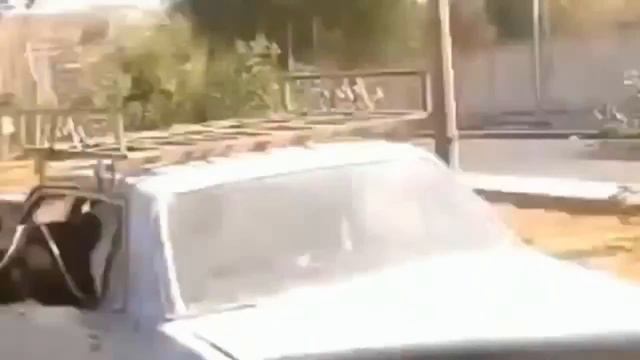 Авто приколы на дорогах и за рулем 2017. Девушки в авто, придурки на дорогах и нелепые авто приколы смотреть онлайн