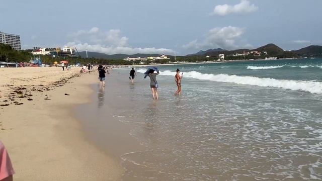 Какой пляж лучше? Дадунхай или Санья бэй