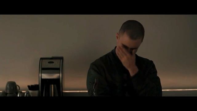Вся суть любого видеоблогера смотреть онлайн